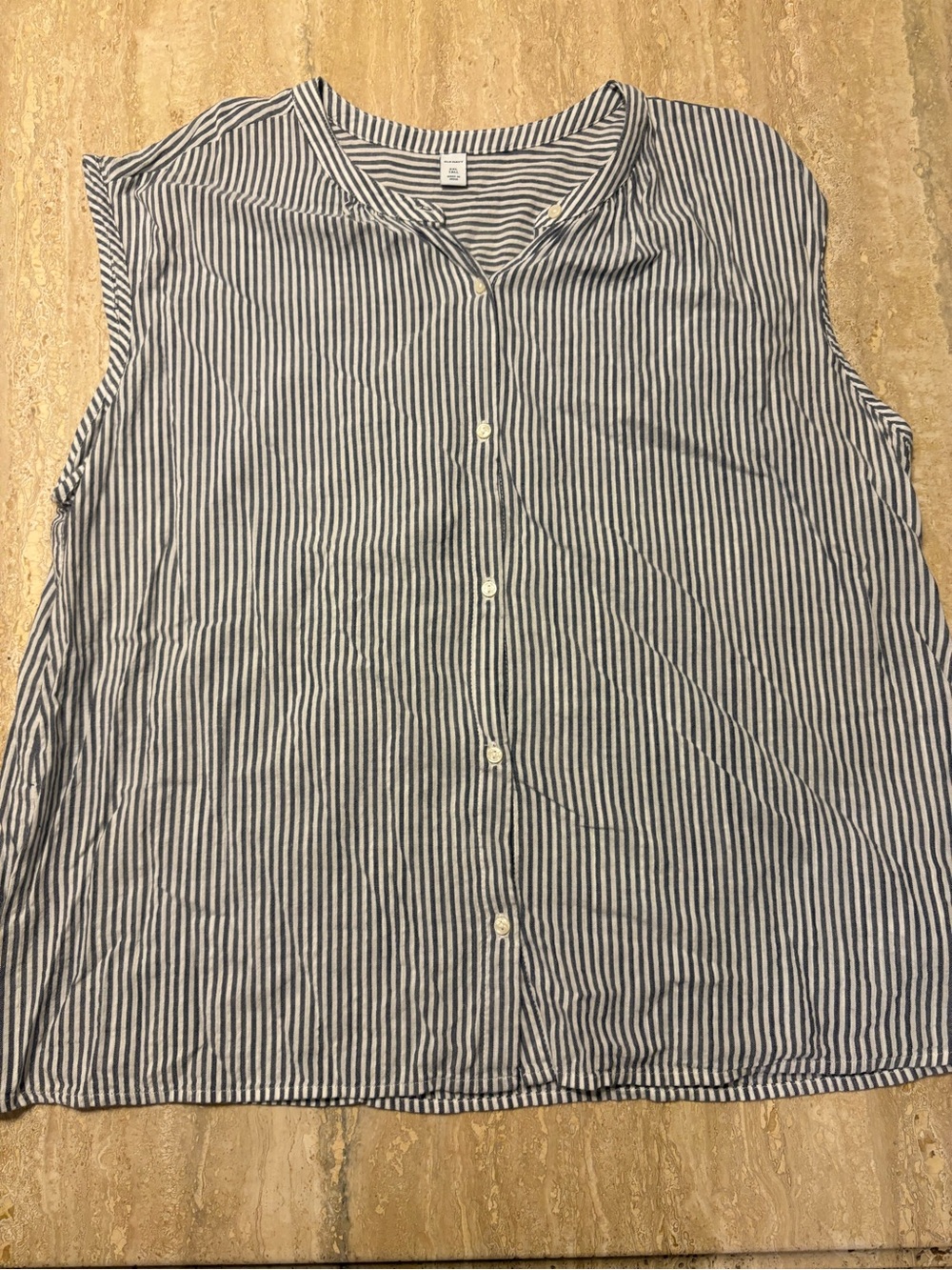 Old Navy Blue and White Striped Short Sleeve Button-Up Shirt